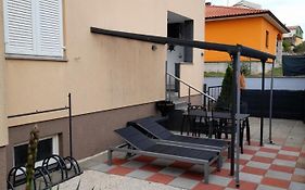 Apartment Adi